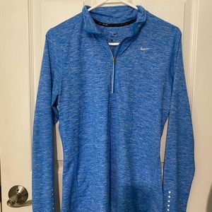 nike light heather blue long sleeve quarter zip with thumb holes size medium